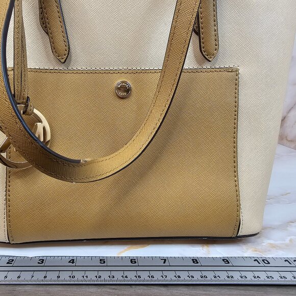 Michael Kors Snap Pocket Tote - Picture 6 of 13